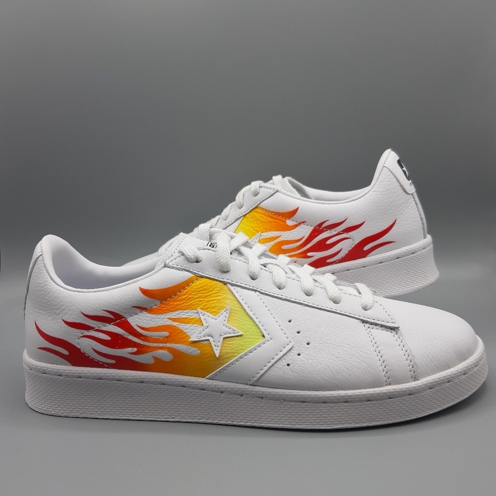 Converse Pro Leather Ox Archival Flame Print White Men's Size 8.5 Women's 10